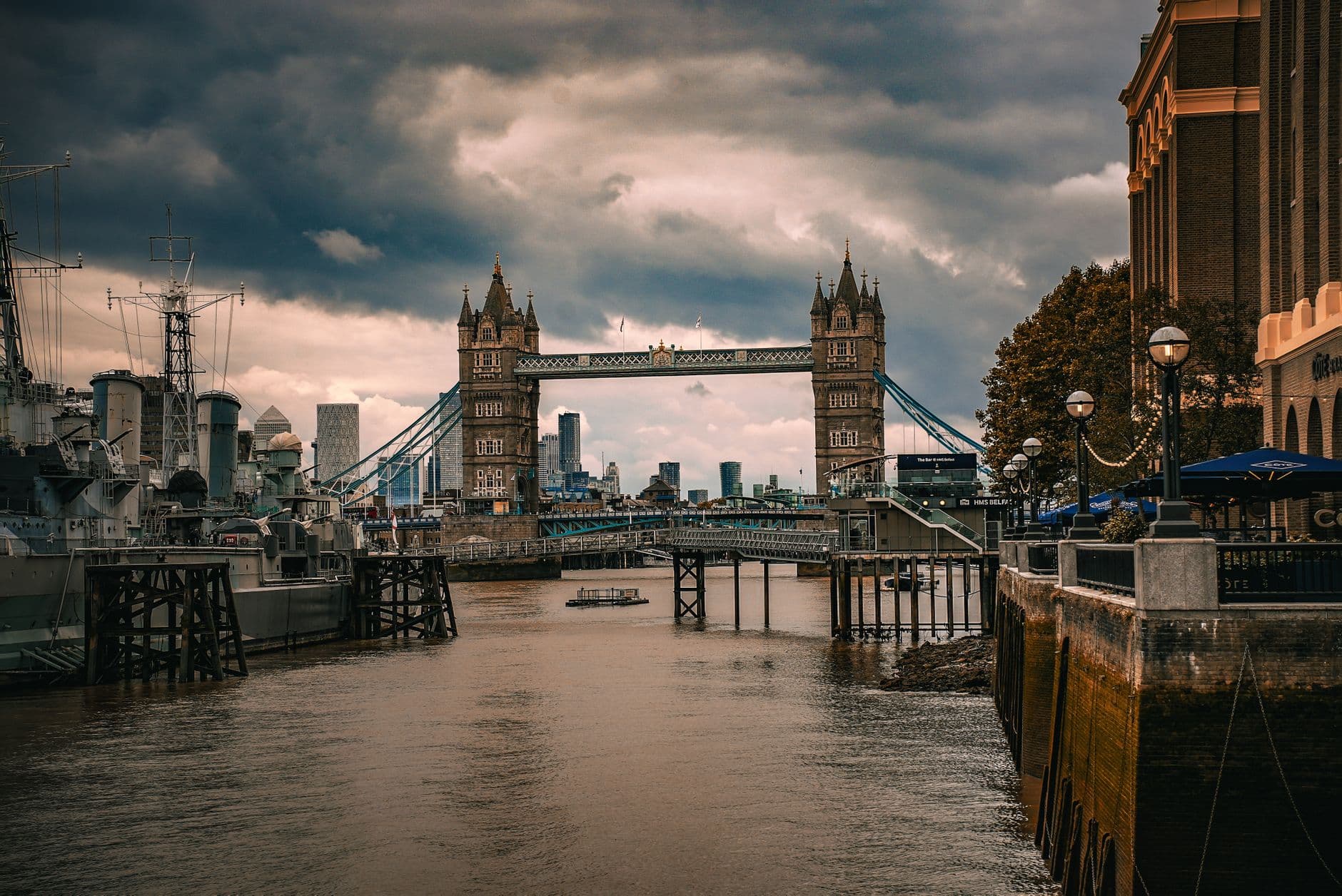 Paris Le Bourget to London City